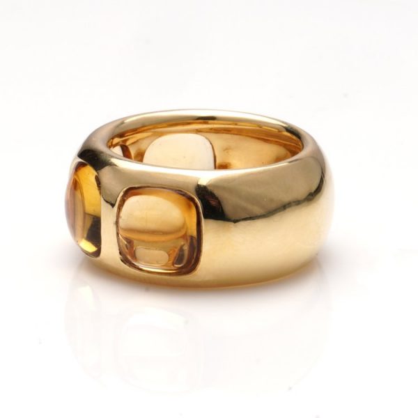 Vintage Italian 18ct Gold and Citrine Ring by Pomellato; set with four cabochon citrines, comes with original Pomellato box, Circa 1980s
