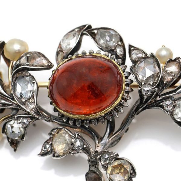 Antique Victorian Garnet, Rose Cut Diamond and Natural Pearl Brooch, 19th century Circa 1870s