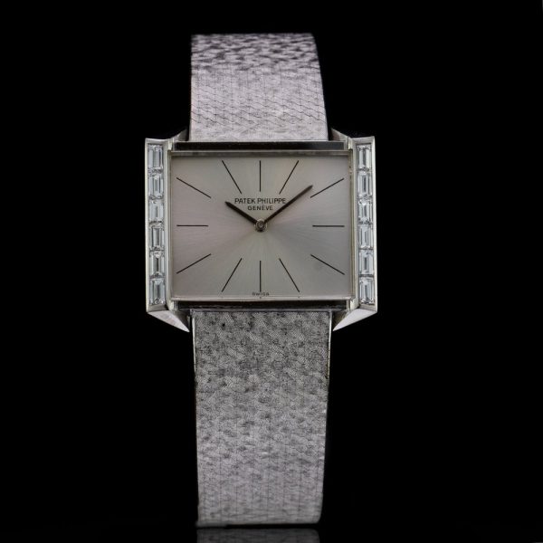 Vintage ladies Patek Philippe 18ct White Gold Manual Watch with Baguette Diamond Bezel, 0.60 carat total, Circa 1980s