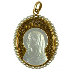 French 18ct Yellow Gold and Mother of Pearl Virgin Mary Pendant; oval 18ct yellow gold charm pendant with mother-of-pearl cameo of the Virgin Mary in a pierced frame of roses, surrounded by natural white seed pearls
