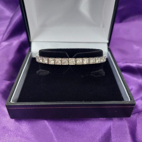 Art Deco 5ct Diamond and Platinum Line Bracelet 5 carats