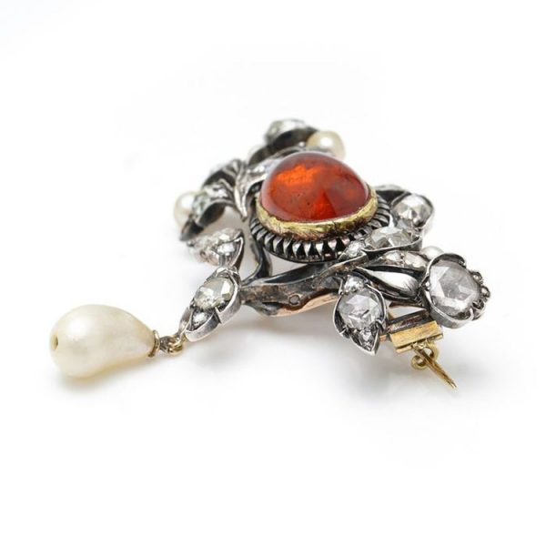 Antique Victorian Brooch with Garnet, Rose Cut Diamonds and Natural Pearls