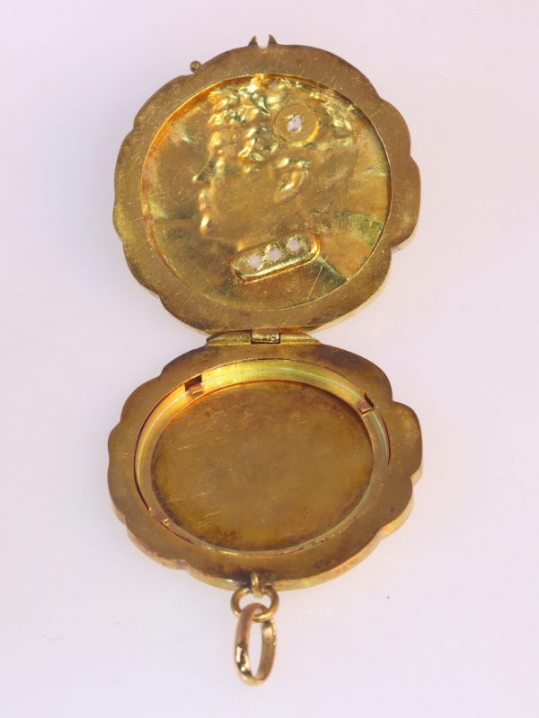 Antique Belle Epoque 18ct Yellow Gold Locket Pendant with Rose Cut Diamonds