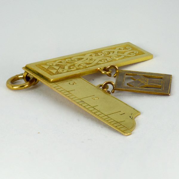 18ct Yellow Gold Masonic Pendant Charm