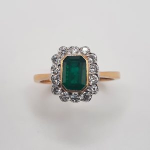 0.92ct Emerald-Cut Emerald and Diamond Cluster Ring in 18ct Gold