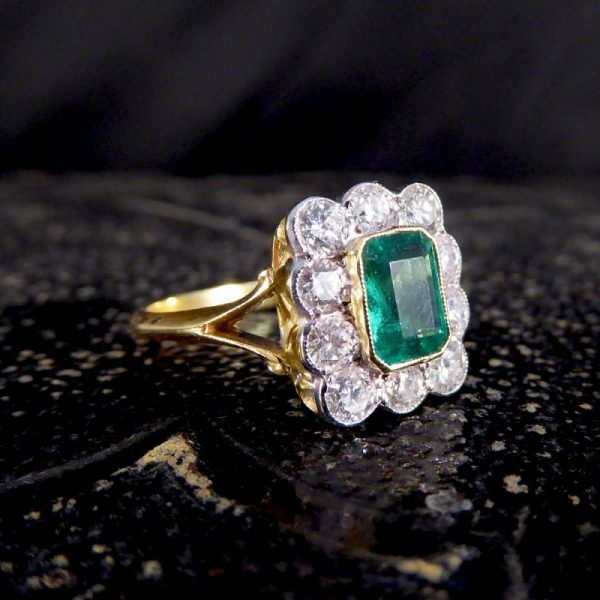 Contemporary Edwardian Style 1.00ct Emerald and Diamond Cluster Ring