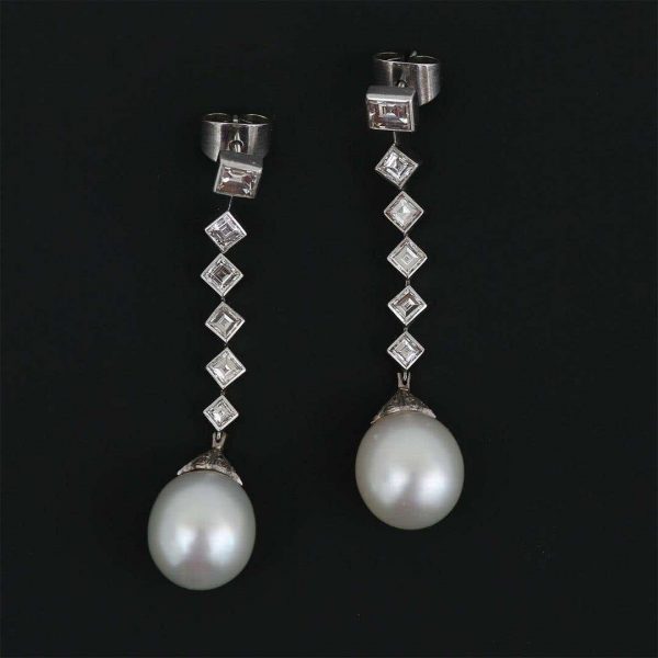 Contemporary 18ct White Gold Pearl and 3.10ct Diamond Drop Earrings