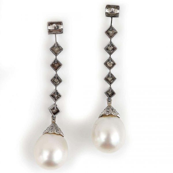 Contemporary 18ct White Gold Pearl and 3.10ct Diamond Drop Earrings