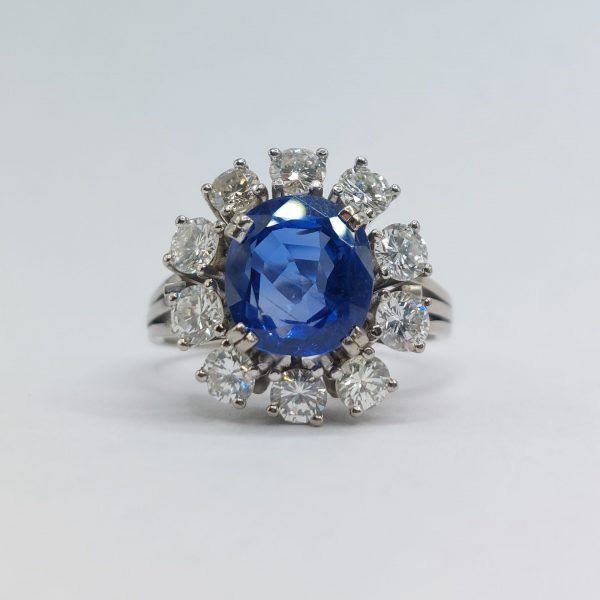 Vintage 4ct Sapphire and Diamond Cluster Ring