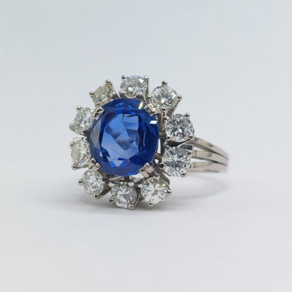 Vintage 4ct Sapphire and Diamond Cluster Ring