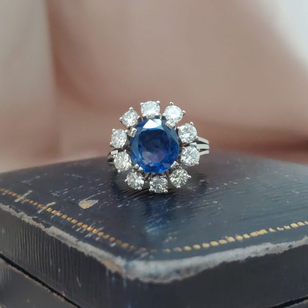 Vintage rings 4ct Sapphire and Diamond Cluster Ring