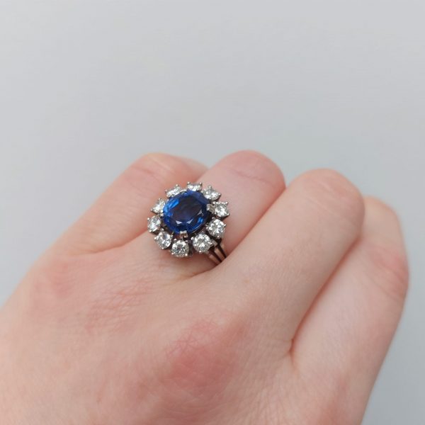 Vintage 4ct Sapphire and Diamond Cluster Ring