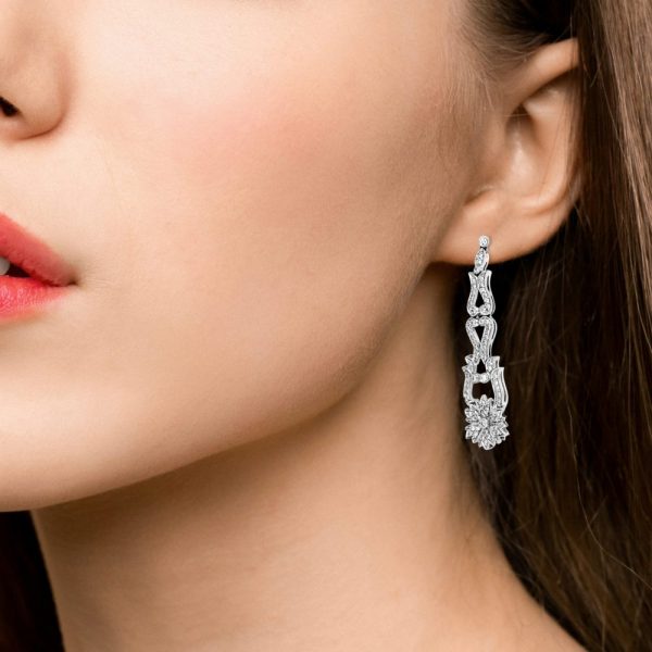 Contemporary 2.85ct Diamond Cluster Drop Pendant Earrings