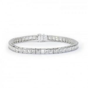 13.95ct Princess Cut Diamond Line Bracelet in Platinum