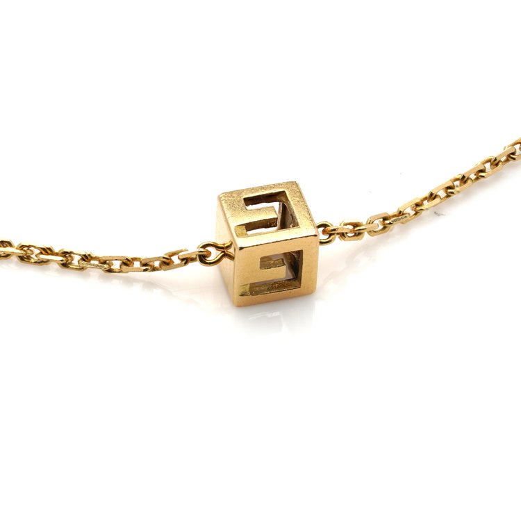 Gucci cube online necklace