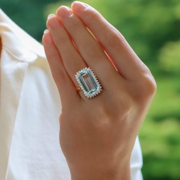 Contemporary 10ct Aquamarine and Diamond Cluster Cocktail Ring