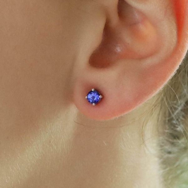 0.66ct Sapphire Solitaire Stud Earrings