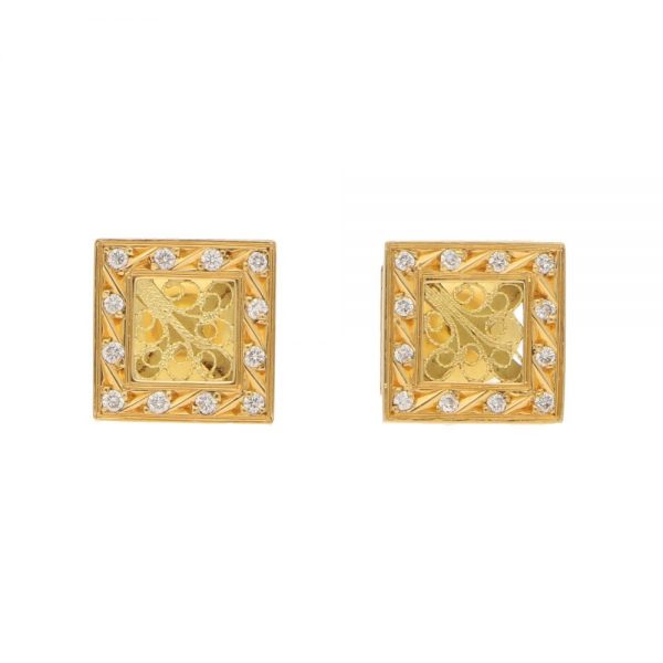 Diamond Squared Stud Earrings in Yellow Gold Filigree