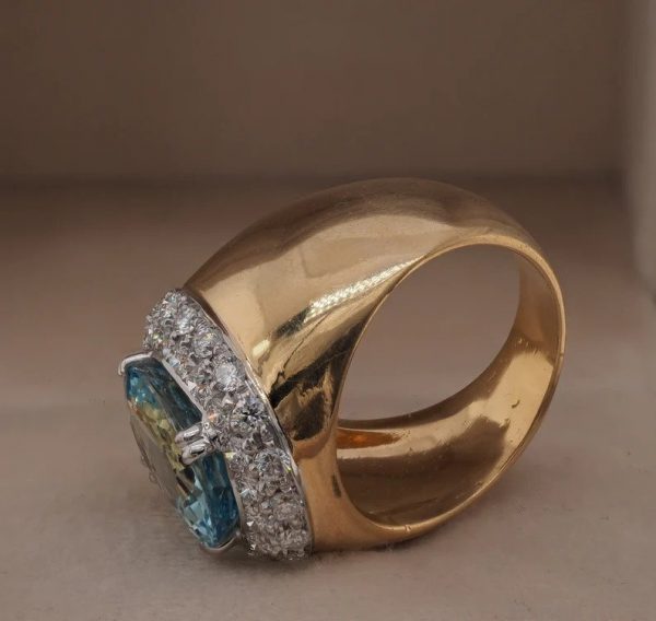 Vintage 1940s Retro 6.20ct Aquamarine and Double Diamond Cluster Dress Ring
