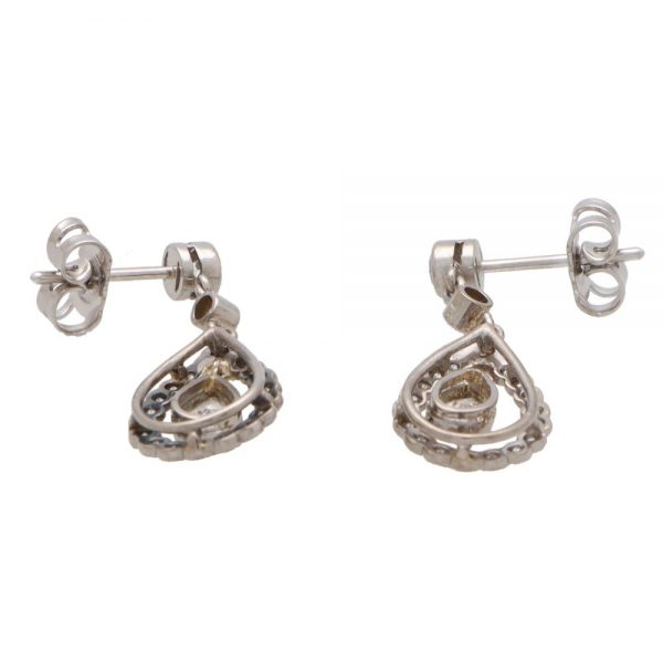 1.52ct Pear Cut Diamond Cluster Garland Drop Earrings
