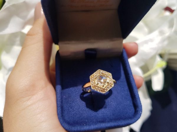0.68ct Rose Cut Diamond Hexagonal Cluster Ring in 18ct Yellow Gold