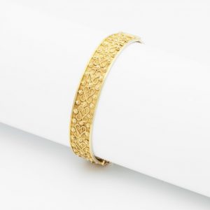 Vintage Decorative Gold Bracelet Bangle