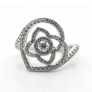 De Beers Enchanted Lotus Diamond Ring