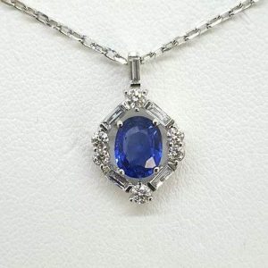 1.10ct Oval Sapphire and Diamond Cluster Pendant