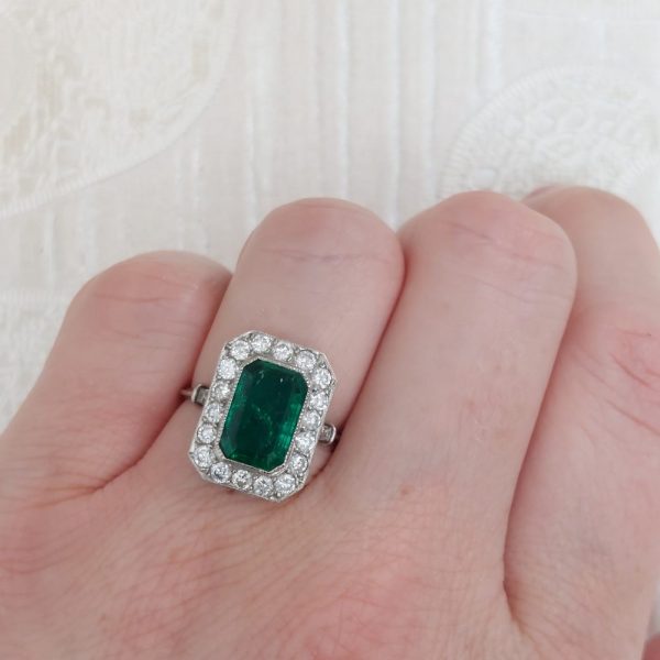 Vintage 2ct Emerald and Diamond Dress Ring DB2