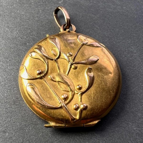 Vintage French 18ct Yellow Gold Mistletoe Locket Pendant