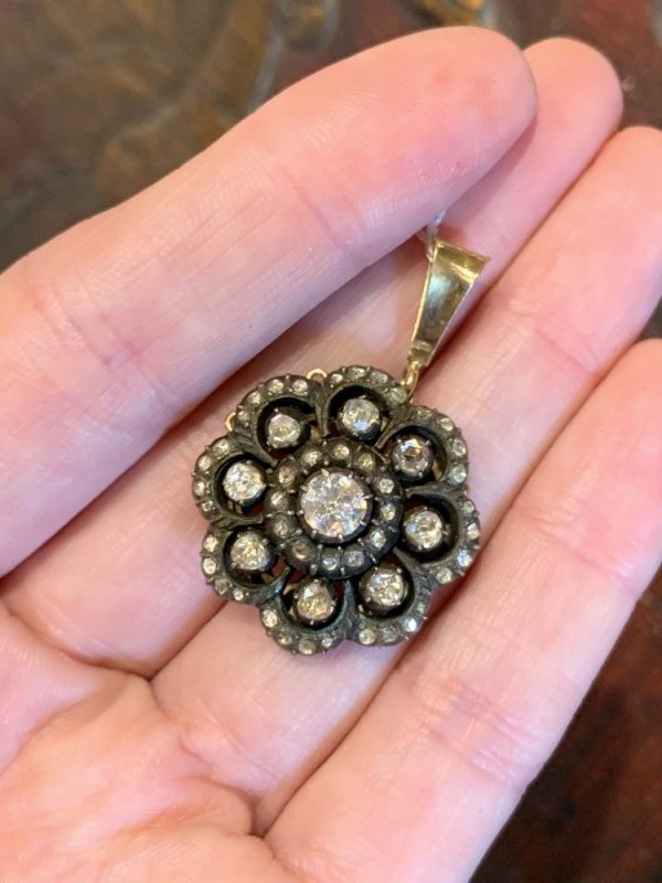 Antique victorian diamond flower cluster pendant brooch