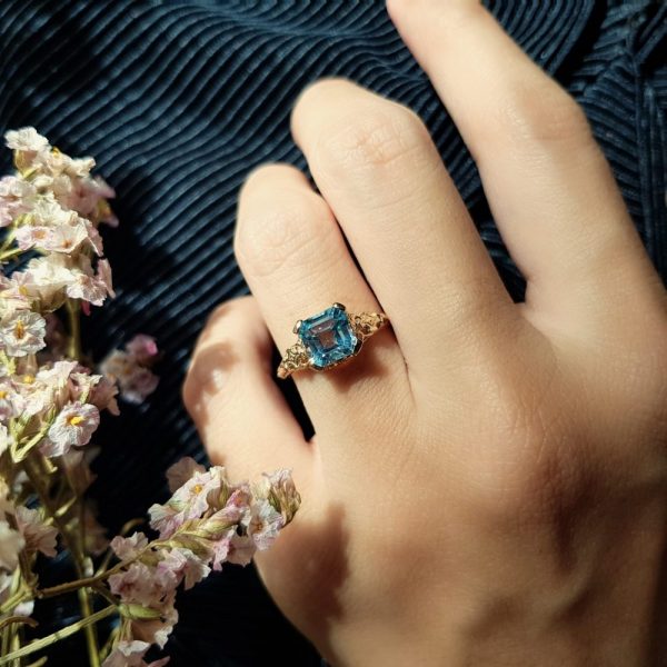 2.7ct Octagonal Cut Blue Topaz and Yellow Gold Filigree Ring