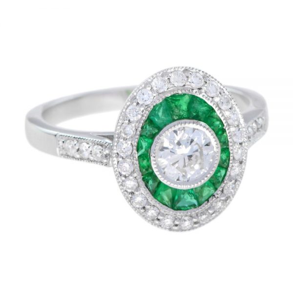 0.40ct Diamond and Emerald Oval Cluster Target Ring