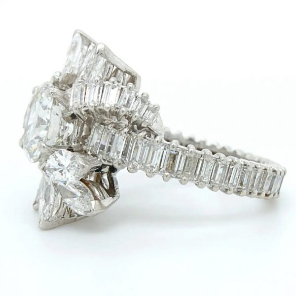 Vintage 2.2ct Diamond Floral Cluster Cocktail Ring in Platinum