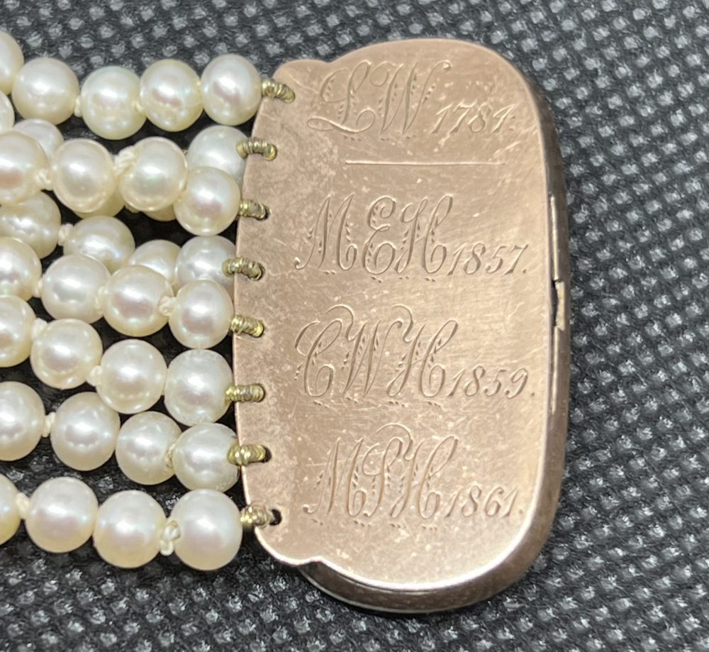 Shop 9 carat Gold & Pearl Bracelet online- Antiques of Kingston