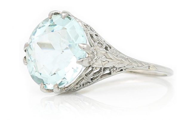 Antique aquamarine ring side