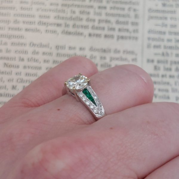 Art Deco Style 0.98ct Diamond Ring with Calibré Cut Emerald