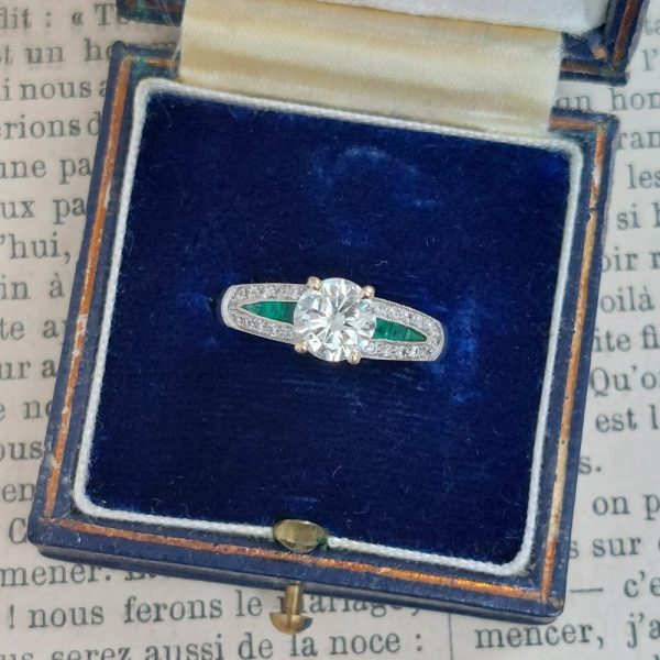 Art Deco Style 0.98ct Diamond Ring with Calibré Cut Emerald