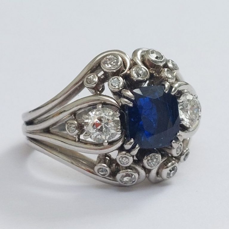 Chaumet Vintage Sapphire and Diamond Ring