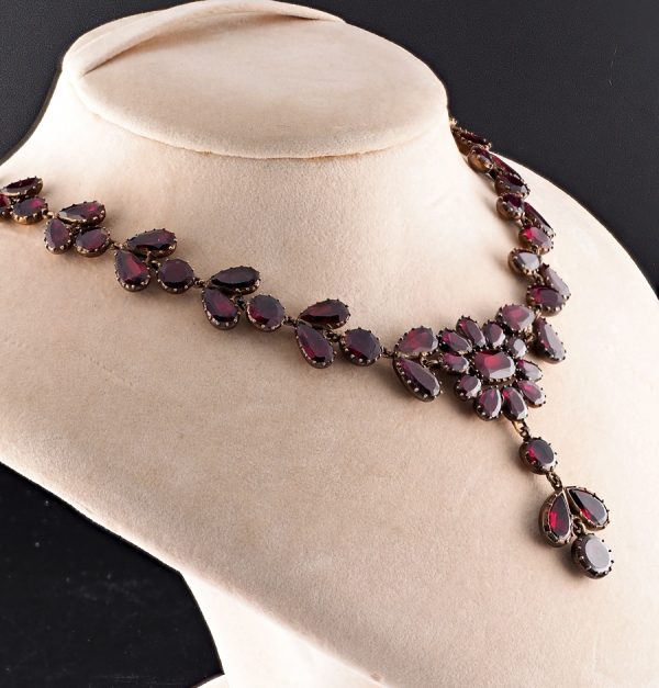 Antique Georgian Almandine Garnet Cluster Riviere Necklace