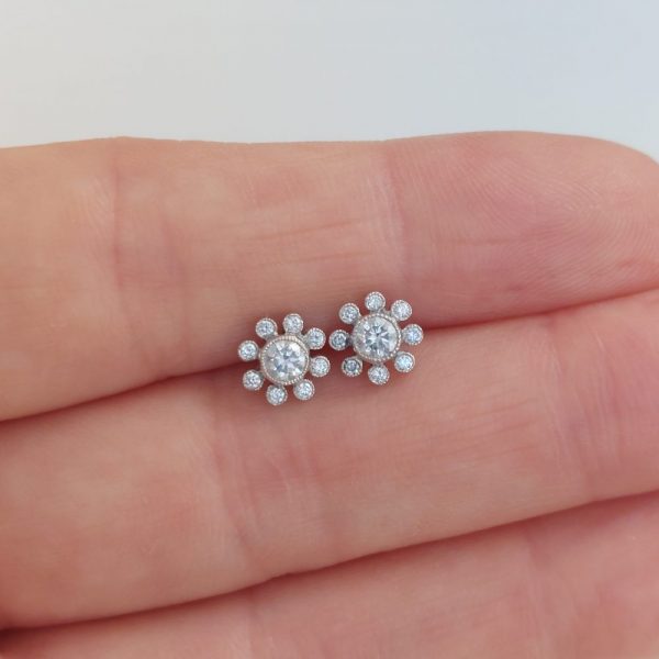 0.45ct Diamond Millegrain Set Cluster Stud Earrings