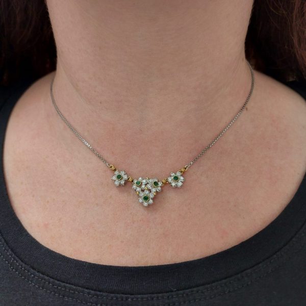 Discontinued Buccellati Primavera Diamond Emerald Necklace