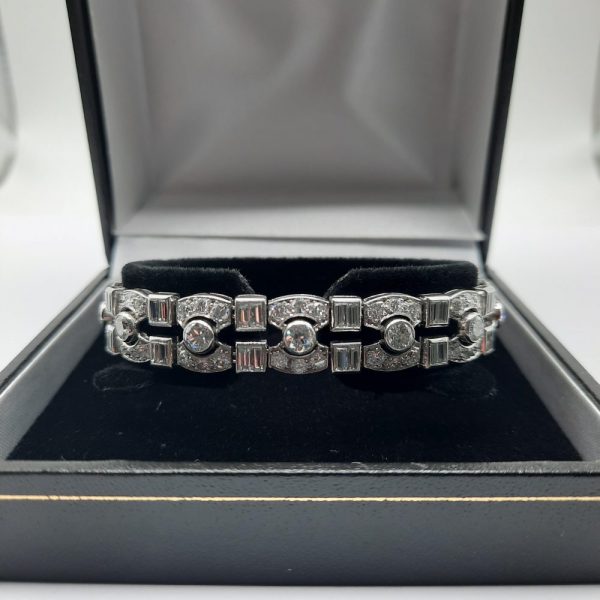 Art Deco Diamond Bracelet in Platinum, 12 carat total