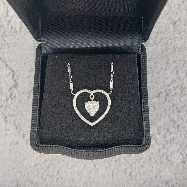 1ct Heart Shaped Diamond Pendant