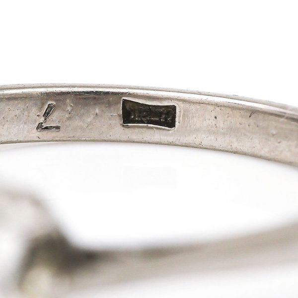 Antique Edwardian 0.95ct Old Mine Cut Diamond Engagement Ring in Platinum