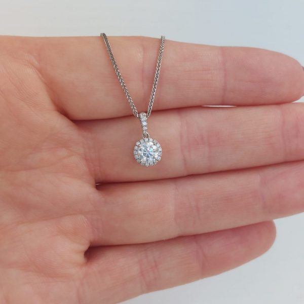 Modern 0.70ct Diamond Pendant Chain Necklace