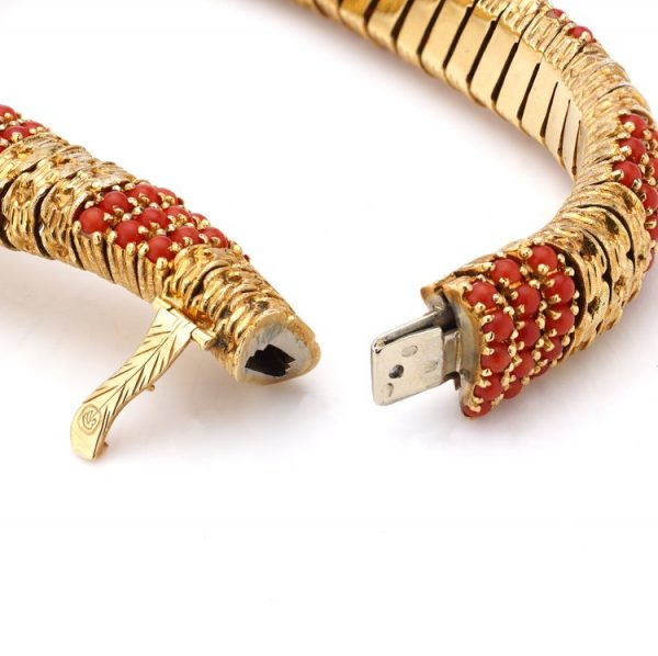 Signori and Bondioli for Cartier Vintage 18ct Yellow Gold and Coral Bracelet
