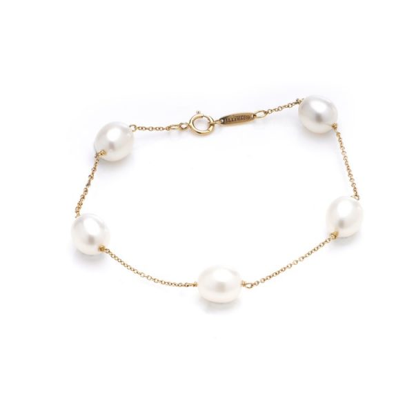 Tiffany and Co Pearl Bracelet by Elsa Peretti