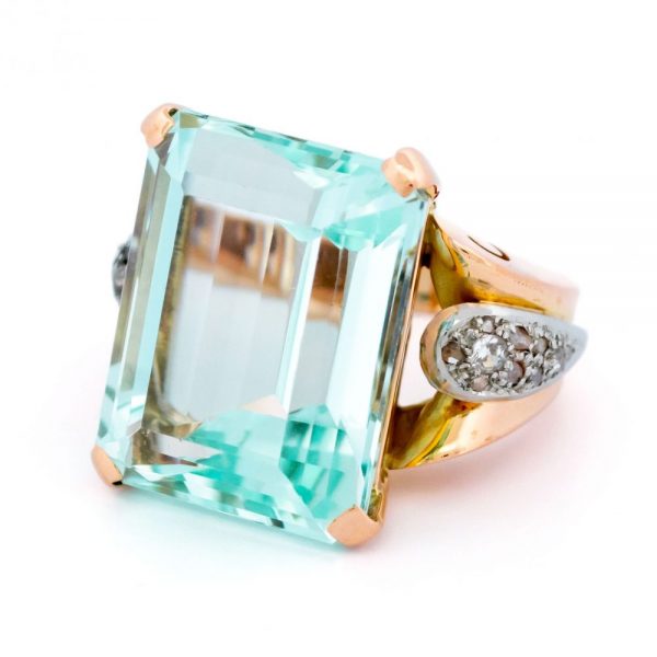 Vintage 20ct Aquamarine and Diamond Ring