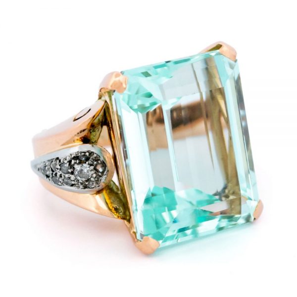Vintage 20ct Aquamarine and Diamond Ring